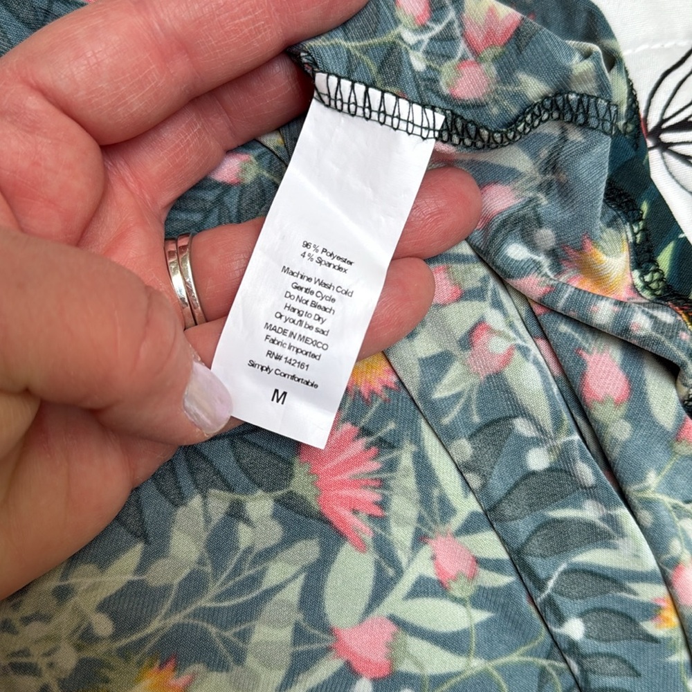 ⭐️ SALE ⭐️ LuLaRoe Green w Yellow and Orange Flowers Stretchy Maxi Skirt - Picture 4 of 5